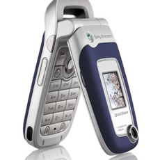 Sony-Ericsson-prezinta-telefonul-Z520i-2.jpg