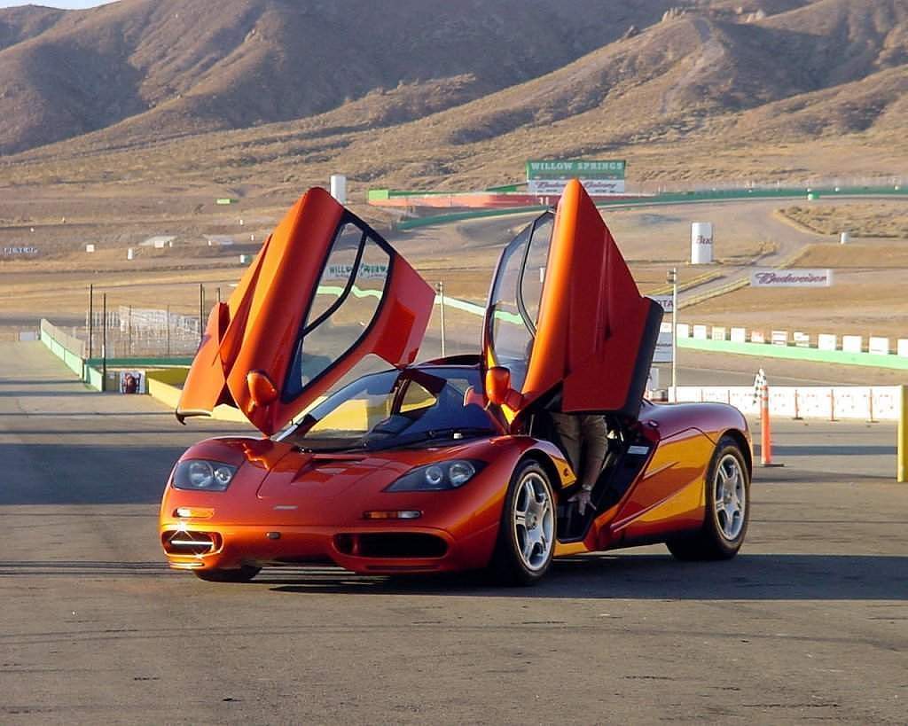 http://news.softpedia.com/images/news2/Top-10-Fastest-Cars-in-the-World-5.jpg